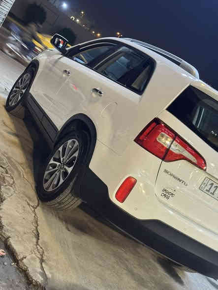 سلام عليكم سورنتو خليجي 2015 فول قماره حديد 6 سلندر
سياره بيها صفحه صبغ وبونيد اثر طخات رقم بغداد باسمي ماشيه 103  تخم تاير جديد السعر 145 قفل 
*********** مكاني بغداد
