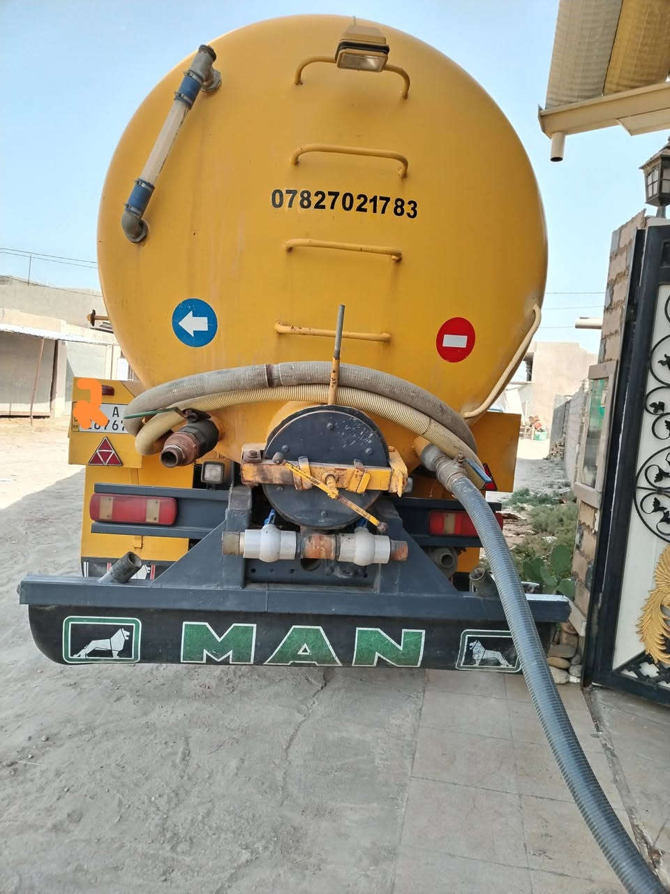 سلام عليكم تنكر سحب للبيع موديل 2001 رقم دهوك محرك بم نوزل بشرط حجم ٤١٠ ريتايدر طخم تاير تانكر. ٨ مليم ٢٤ الف مضخة إيطالي سحب دفع قمارة تقلب كهربائي اته كله شغله مكان بابل رقم ***********
