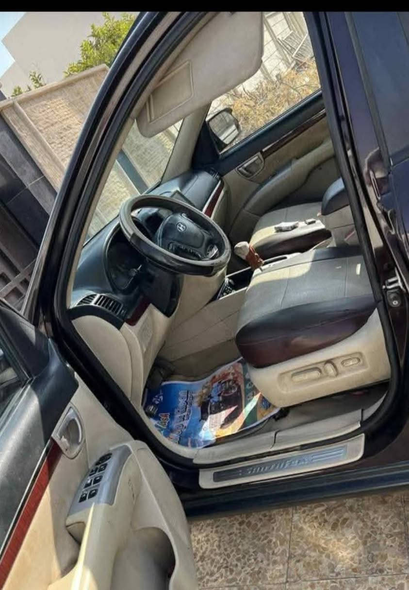 السلام عليكم سنتافي موديل 2010 خليجي مكينه سته سلندر السياره فول مواصفات عدا البصمه فور ويل فتحه تحكمات شاشه كبيره كشن كهرباء كشنات جلد جام اوتو 3قطع تبريد الاستفسار الاتصال عله رقم *********** السعر 135
