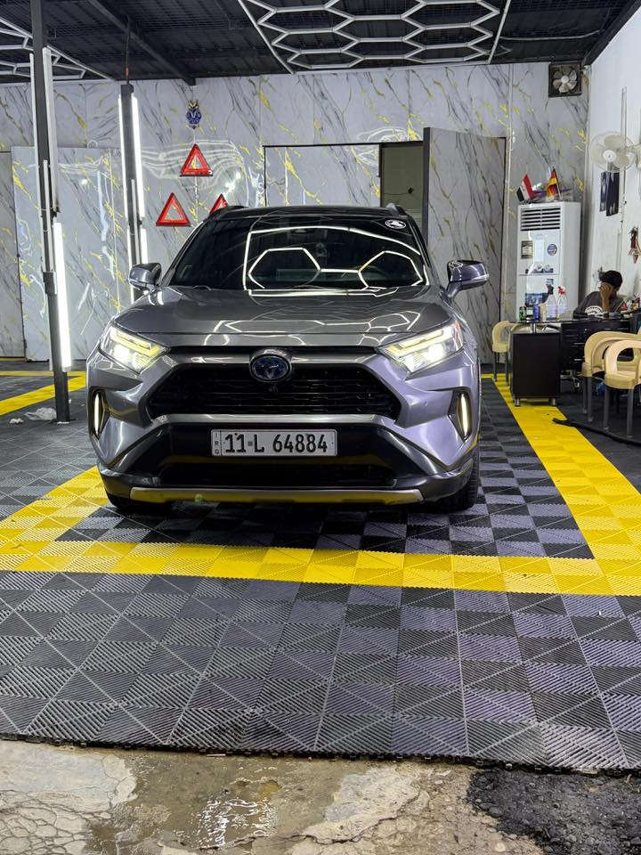 اسلام عليكم
� للبيع Toyota RAV4 2022
أعلى فئة بالراف4 (Full Option) 🔥
لون فيلي مرتب جداً ونظيف

المواصفات:
✔️ فتحة سقف
✔️ شاشة كبيرة
✔️ كاميرات وحساسات
✔️ تشغيل بصمة
✔️ مقاعد جلد
✔️ دفع رباعي
✔️ جميع المواصفات الكاملة
✔️رادار 
السيارة نظيفة جداً وما تحتاج أي صرف، جاهزة للاستخدام 👌
للاستفسار  ***********
