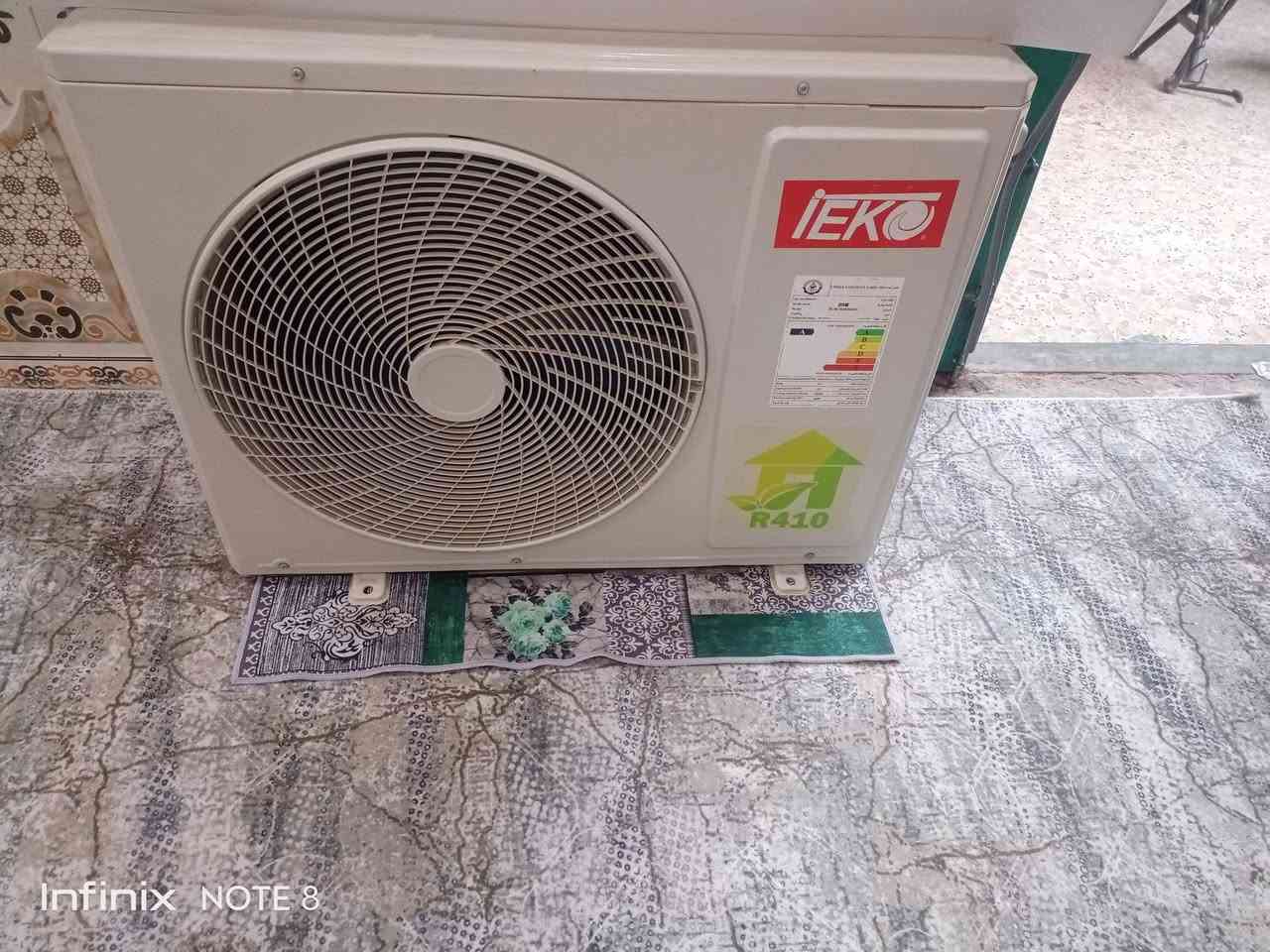 السلام عليكم للبيع سبلت ايكو طنين مستخدم اربعه اشهر انفلتر تحكم امبيريه سبلت شغال واي نقص ما بيه جديد سعره 650 عنوان كربلاء قنطره السلام***********
