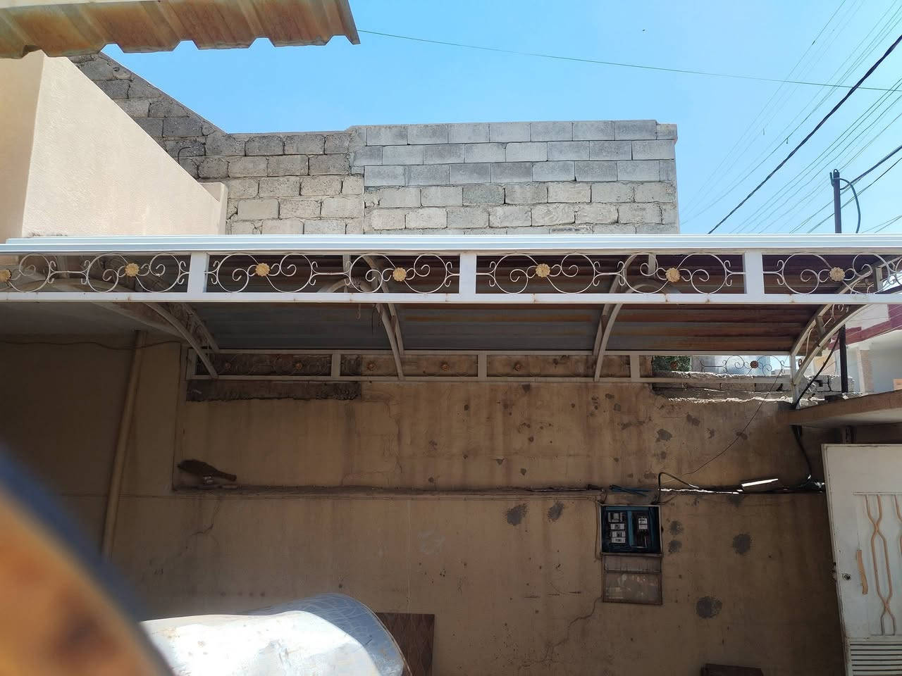 قمريه للبيع 5.5×3
***********
