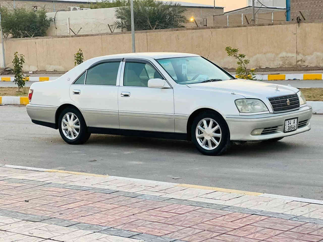 للبيع جنون ملكه رقم بصره نگليزي بسمي  بيه كصه جنطه  كير محرك مكفولات محرك ففتي  صدر أمامي خلفي جدد مشط جديد  تخم تاير سياره جاهزه مري شفط ستيرن كهربائي  كهربائيات كله شغاله تبريد قطعتين أمامي خلفي شغال  ثلج أصل كرستال سعرها 107 وبيه  مجال مكان السياره ذي قار مركز   رقم الهاتف
***********
