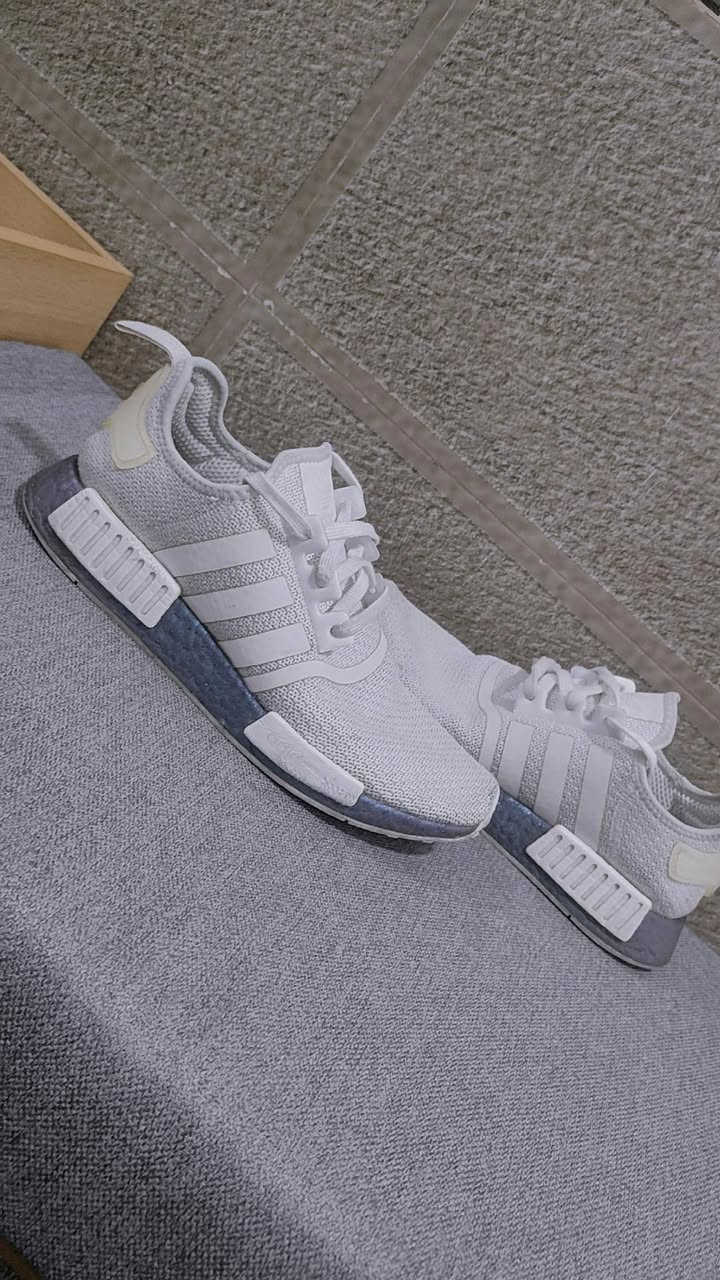 السلام عليكم احذية بالة كلش نضيفات 6 ازوج كلهن ب75 الف يسون اكثر قياساتهن 42
43
ابيعهن شلع كلهن مكاني كربلاء 
***********
