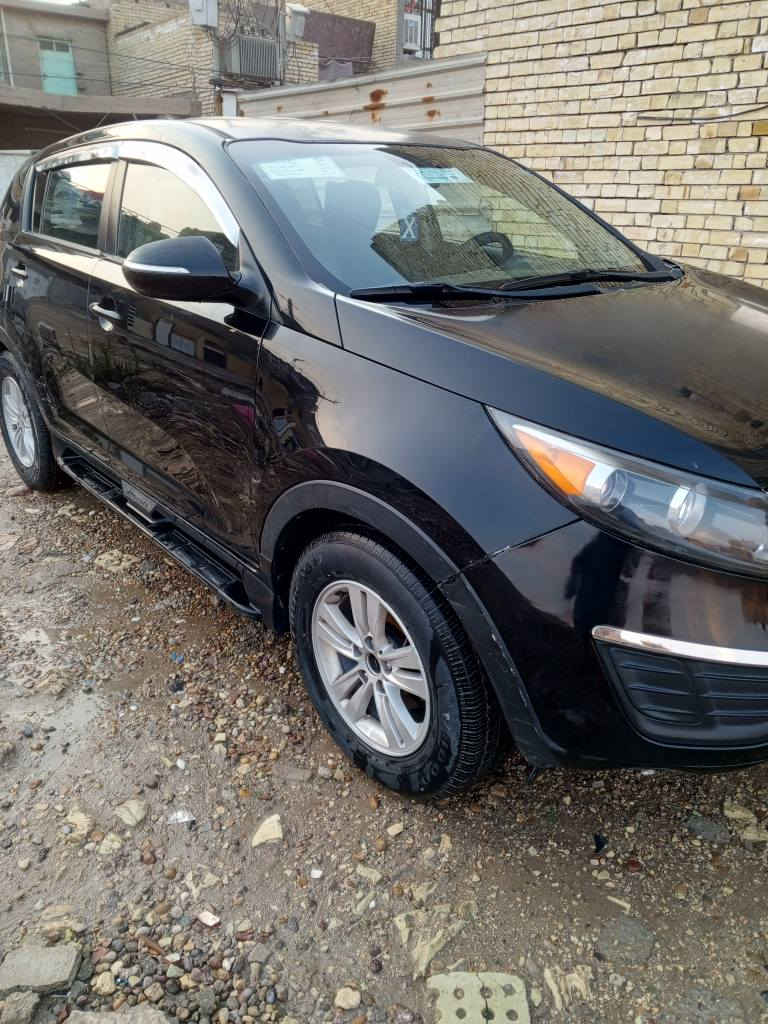 السلام عليكم اخواني الاعزاء من رخصة الادمن المحترمين للبيع كيا سبورتج موديل 2011 رقم انبار انكليزي هزة وسنوية جديد مكينة 2000 دوش سيارة كفالة عامة بدون اي حادث فقط صبغ أثر شخط باب السائق ربع والجاملغ أمامي ربع صبغ باقي السيارة كفالة شواصي وتكم ولغود كفالة بدون ايرباك مكينة كير مكفولات تبريد ثلج منظومة جديدة صدر أمامي خلفي جيد جدا تخم تاير بجم جنطة كبس العنوان بغداد الدورة السعر 110 بيها مجال قليل هاتفف
***********
***********
 اسف على الاطالة بغداد, العراق
