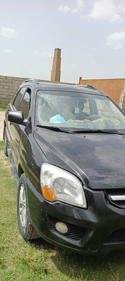 السلام عليكم. سبورتج للبيع  او مراوس بااقل محتاج فرق. موديل ٢٠١٠ محرك ٦ (٢٤٠٠) تبريد تدفئه شقال رقم نينوى اللماني سنوية لل ٢٨ سيارة صبغ عام اثر تحرير كير محرك شرط طخم امامي خلفي جديد طخم تاير جديد السعر ٨٥وبيها مجال نقد فقط للاستفسار (***********) متواجد ع الفيس
