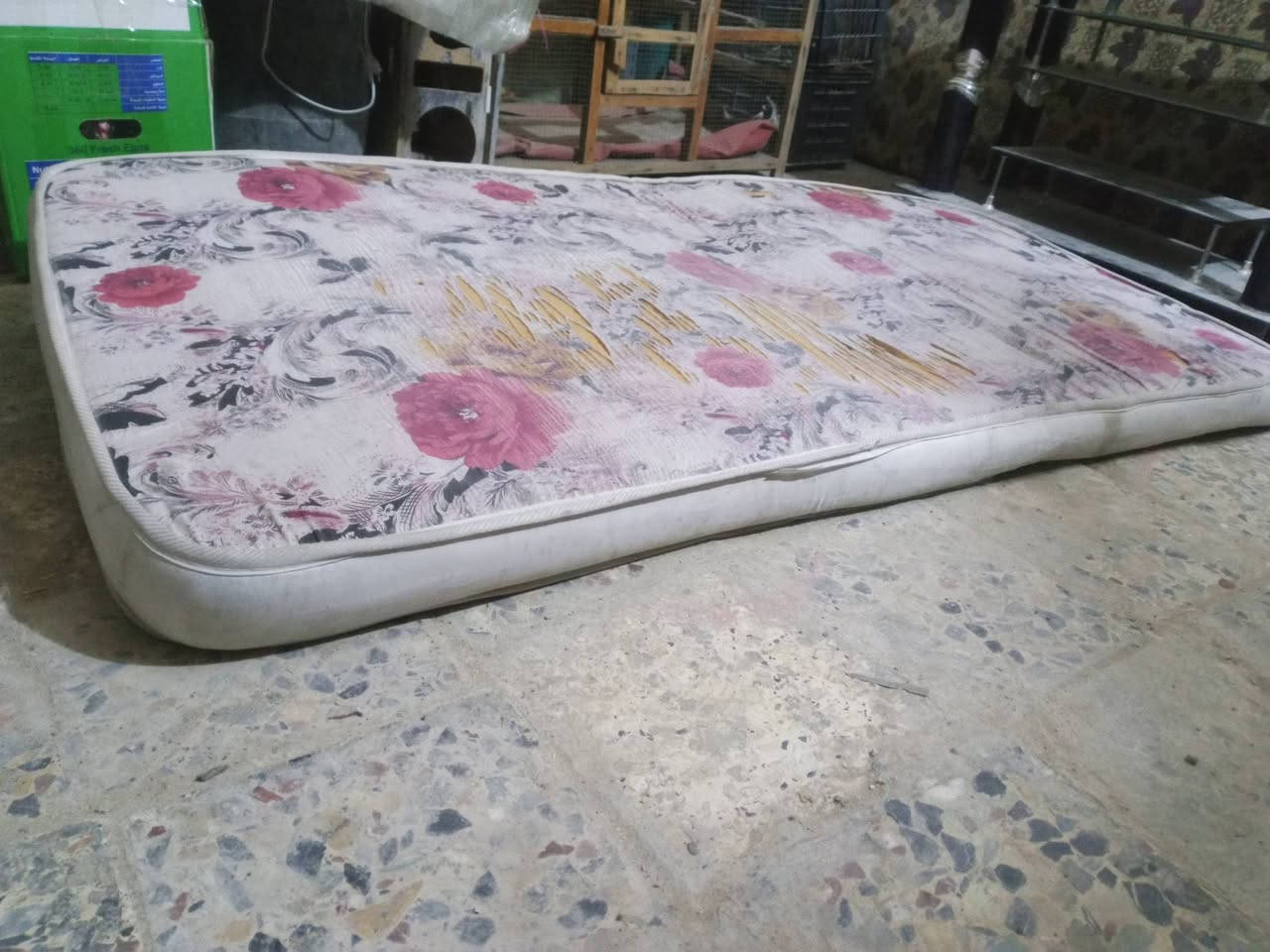 غراض للبيع


**إذا كنت صاحب هذا الإعلان وتريد حذفه لأي سبب، رجاءا أرسل رسالة إلى الدعم الفني**