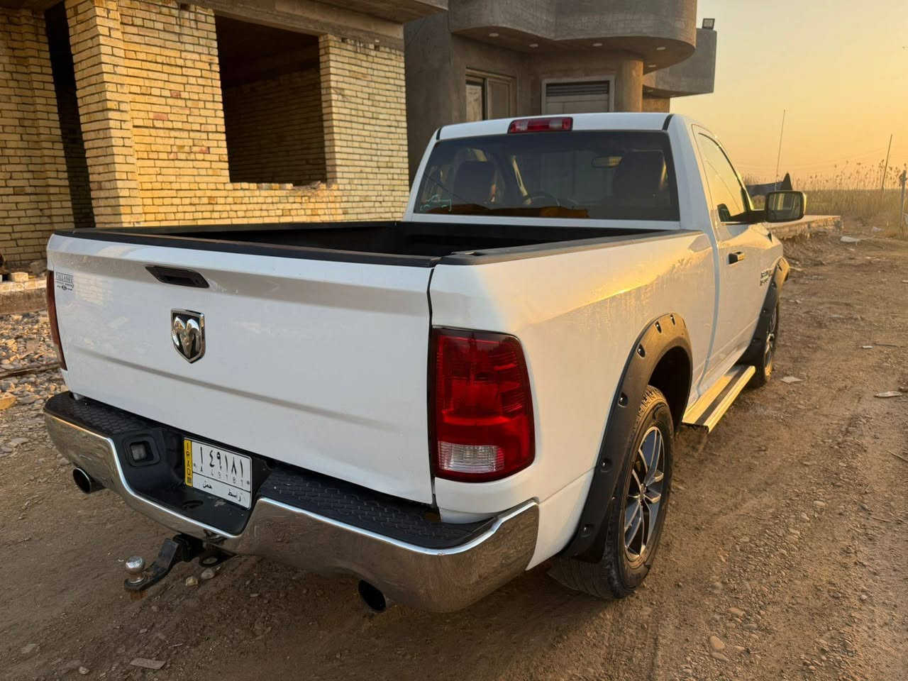 رام 2018 بدي قصير 8سلندر السياره جاهز وحلو كل نقص مابيهه ضرر امريكا ضرر بالبدي وبالعراق جاملغ وبنيد تبديل اصلي بدون دواخل السعر 140وبي مجال العنوان واسط نعمانيه ‏‪0785 705 5562‬‏ السيارة باسمي اتصل وتدلل
