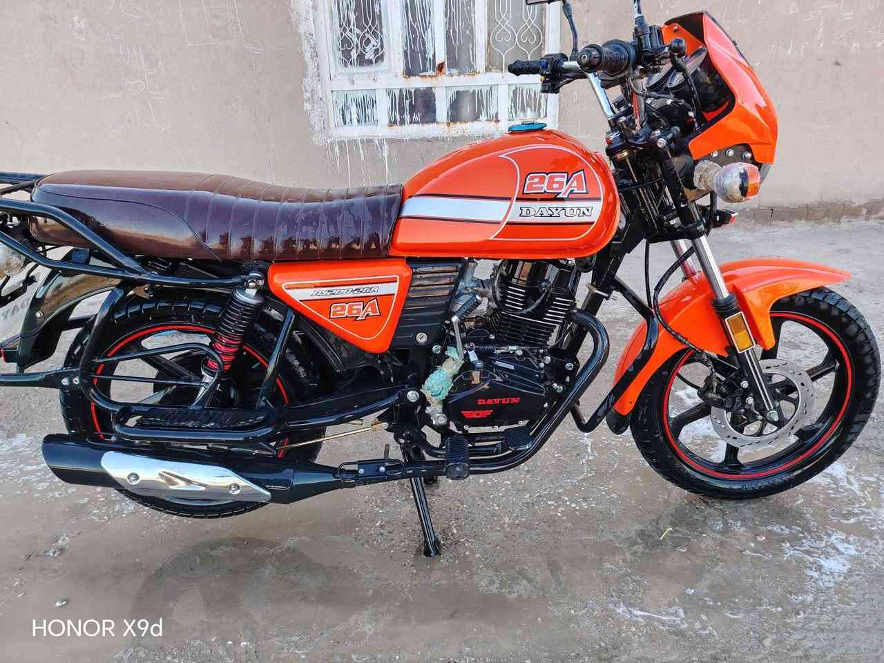 سلام عليكم 2024 قبل 15يوم من طالعه من الكيل اوراق سكنر الراجه جديد محرك 200 السعر 1550وبيه مجال ***********
