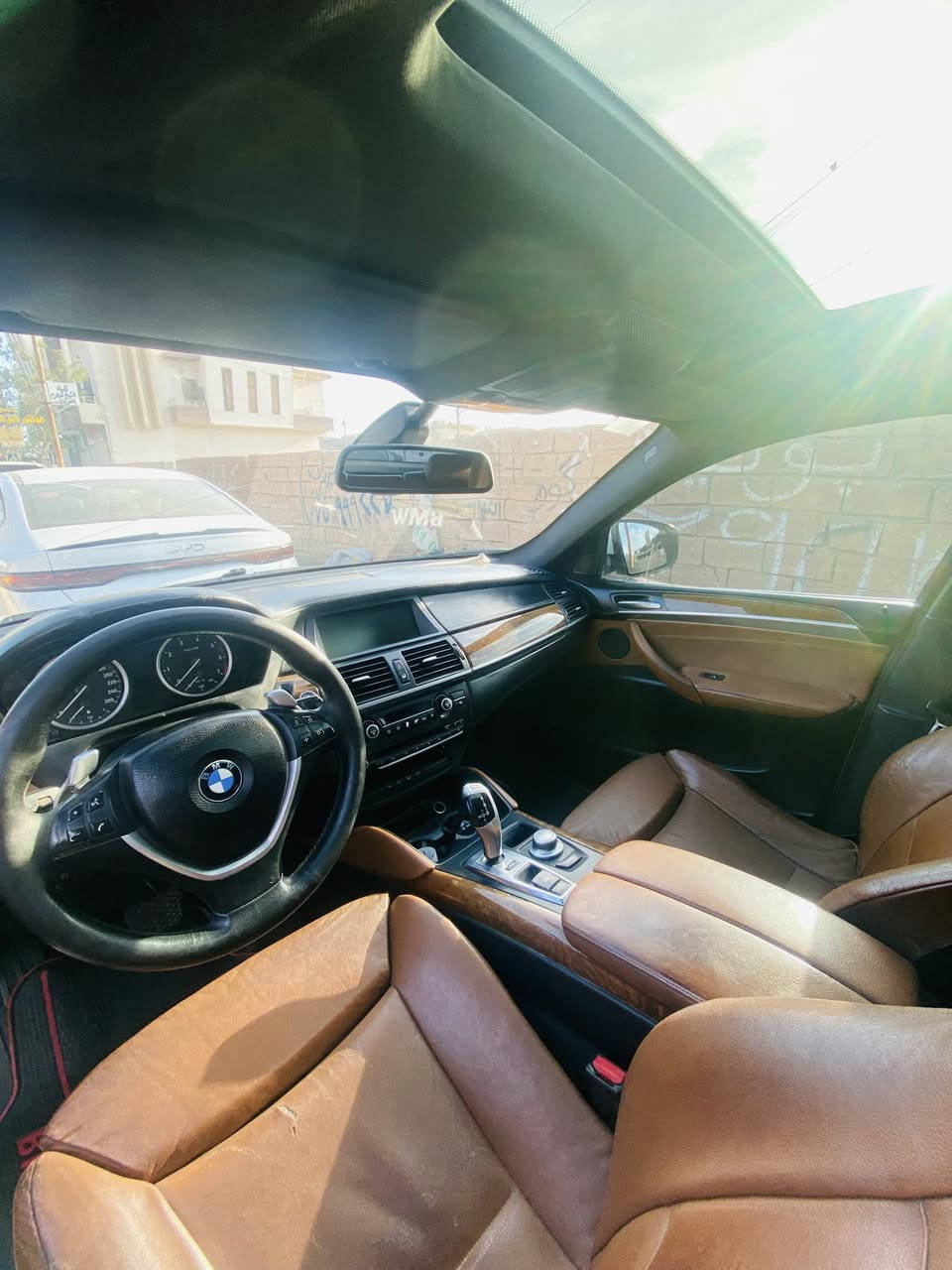 سلام عليكم للبيع بي ام اكس 6فول فول موصفات موديل 2008
رقم سليمانيه شرط تحويل غرامه 
محرك 8 سلندر تيون تيربو كير محرك ابشرط 
سونار بل منشور مكان كركوك سعر 125 بيها مجال للطيبين 
 
رقم موبايل ***********
