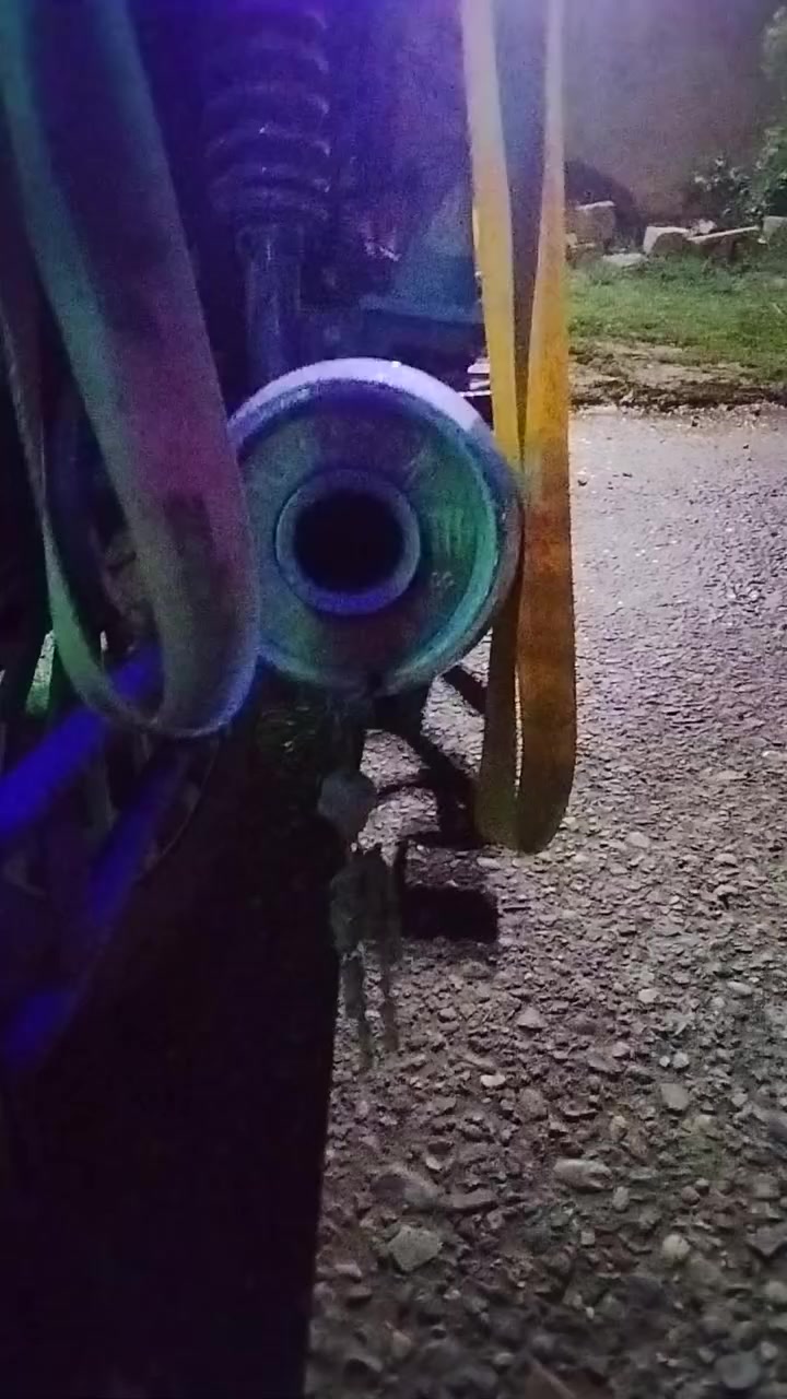 دراجة سيفان موديل 25 كفاله دراجه نضيفه ما متعوبة لبيع او مراوس دايوان ونطي فرق  سيفان او نامة


**إذا كنت صاحب هذا الإعلان وتريد حذفه لأي سبب، رجاءا أرسل رسالة إلى الدعم الفني**