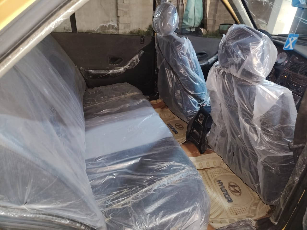 رقم بغداد
كير ومحرك جيد 
مازدات جديد وباتري جديد 
تايرات حالتهن جيده 
اشاير بالمري
وسنويه باسم والدي تسقط شهر 8 /2026
اتصال ع الرقم ***********
