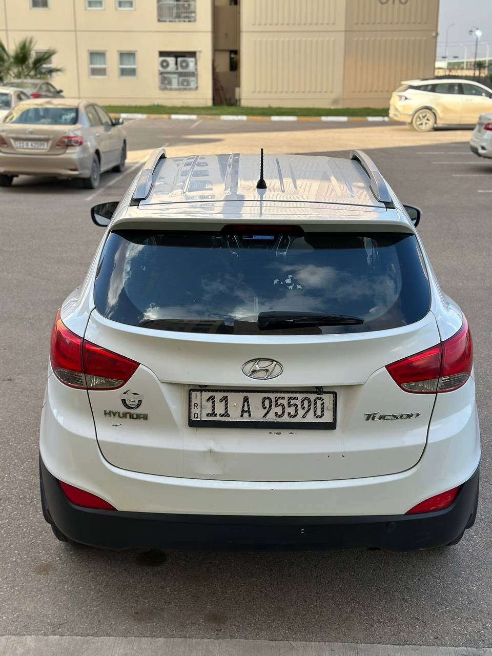 توسان خليجي ٢٠١٢ للبيع او المراوس
مكينة ٢٤٠٠ مكفول 
گير محرك كهربائيات حدادية كلها جيدة 
بيها ٣ قطع صبغ ( فقط صبغ بدون حادث ولا معجون ) اثر جراد 
سيارة حلوة وبالعافيه على الياخذها 
سعرها ١٢٢$ وبيها مجال 
***********
