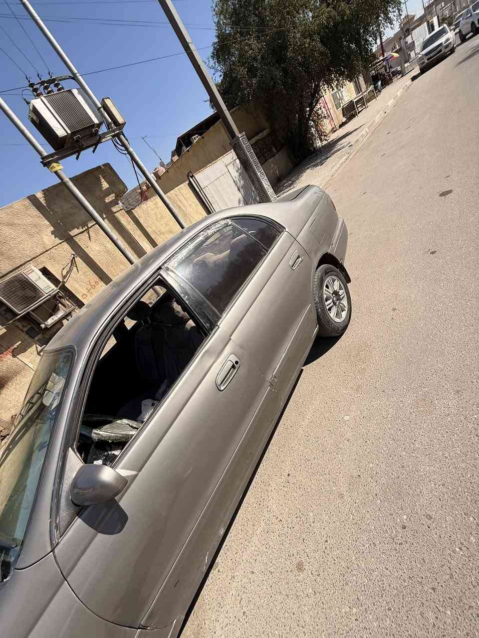 كوريلا 1992للبيع ومراوس حسب  نضافتها كما موضح بالصوره السياره تحتاج شويه ترتيب گير مكينه خير من الله المكان بصره شط العرب الكباسي سعرها47بيها مجال حك جيه للأستفسار الاتصال على الرقم***********
