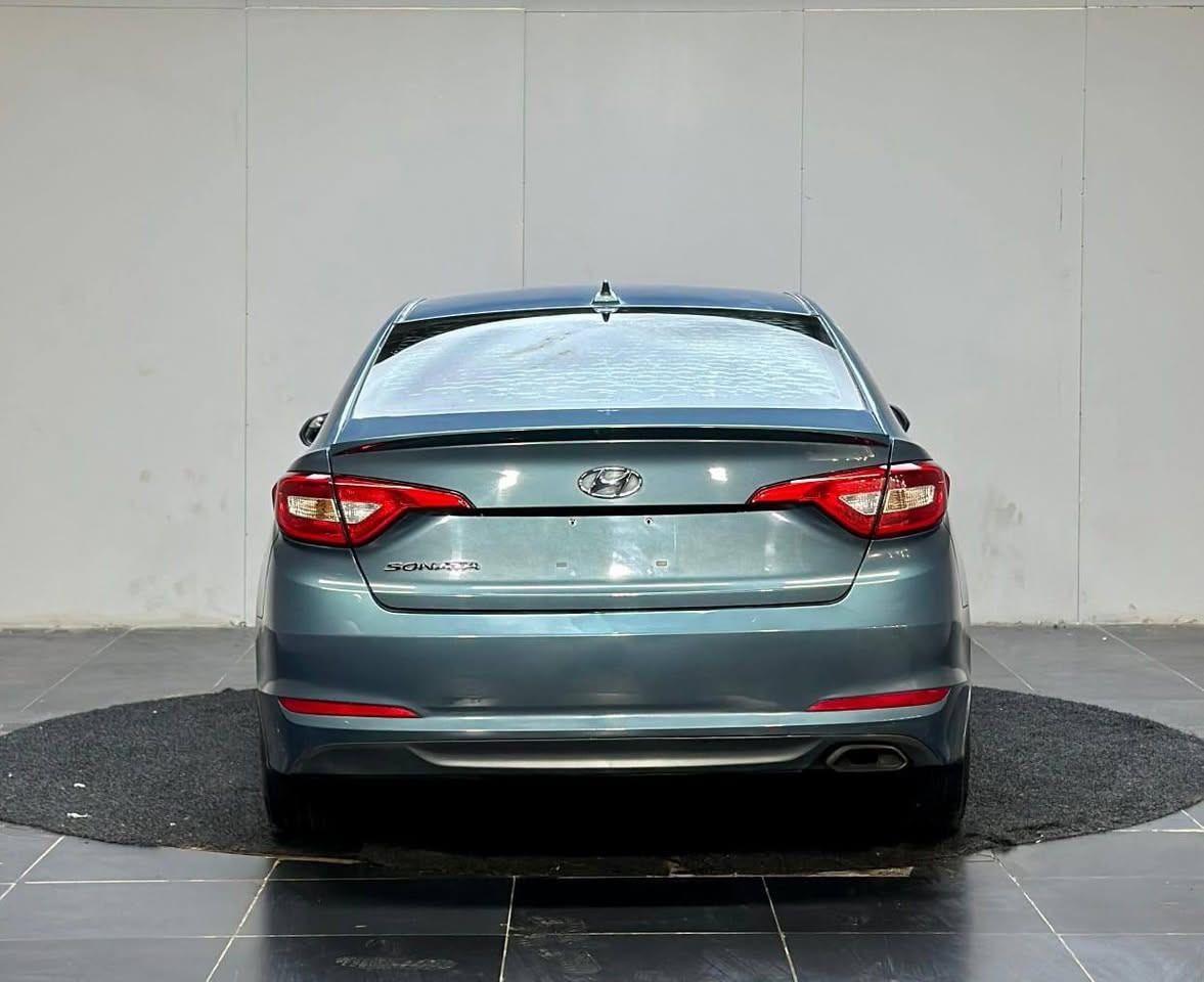 Hyundai sanata 2015 model for sale need call me +971562819435


**إذا كنت صاحب هذا الإعلان وتريد حذفه لأي سبب، رجاءا أرسل رسالة إلى الدعم الفني**