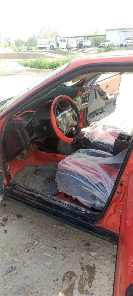 السلام عليكم اخواني 
سيارة AUDI موديل 93 حجم 08 المرغوب سيارة حبل محرك شرط مجفت جديد حجم 18 كير شرط  نكرة سلف كهربايات شغاله لايت زنون عالي ناصي  بس تشغل تمشي تايرات جدد مكان السيارة صلاح الدين تكريت 
السعر 9 اوراق وبيها مجال بسيط اتصل وتدلل 
***********
***********
