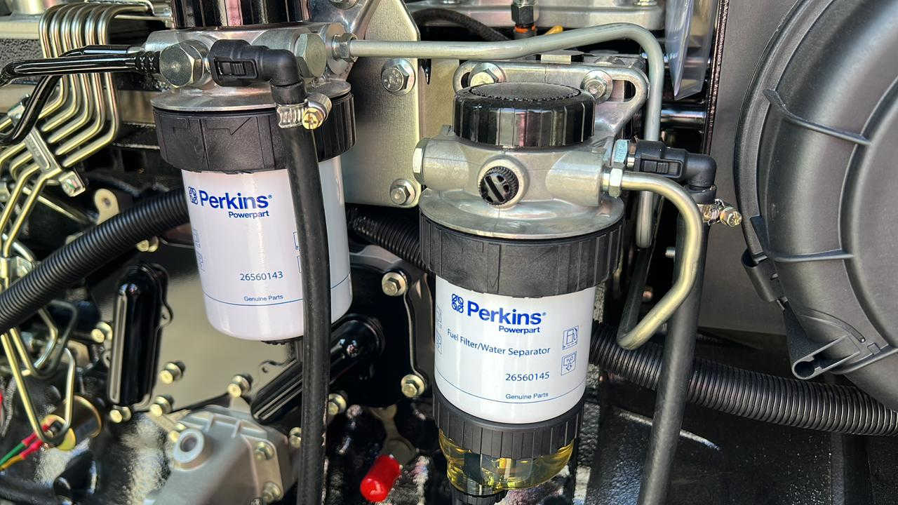 ⚡ مولدات ومواير توليد كهرباء – قوة واعتمادية بلا توقف ⚡

نوفر لكم مواير ومولدات كهرباء عالية الجودة تناسب جميع الاستخدامات الثقيلة والمستمرة،
مناسبة لـ:
🏭 المصانع
🌾 المزارع
🚛 الشاحنات
🏗️ المواقع الإنشائية
✈️ الرحلات والمشاريع الميدانية

🔋 القدرات المتوفرة:
من 9 كيلو واط إلى 2500 كيلو واط

🔧 الماركات العالمية المتوفرة:
✔ Perkins
✔ Baudouin
✔ Kubota
✔ Cummins
✔ Lister Petter

🔒 ضمان على جميع المواتير
🔇 مواتير صامتة وسوبر صامتة (مناسبة للأماكن الحساسة والعمل الطويل)
🛠️ خدمة ما بعد البيع
⚙️ دعم فني وقطع غيار متوفرة

🚚 شحن إلى جميع دول العالم
📦 عروض خاصة على الكميات
🏢 خصومات مميزة لأصحاب المشاريع والشركات

📲 للتواصل (واتس اب فقط):
🇦🇪 +971 52 503 6141

الجودة، الاعتمادية، والسعر المنافس… كلّها في مكان واحد 💪⚡

⚡ Power Generators – Reliable Energy Solutions ⚡

We supply high-quality diesel generators designed for heavy-duty and continuous operation.
Ideal for:
🏭 Factories
🌾 Farms
🚛 Trucks
🏗️ Construction sites
✈️ Field projects & remote locations

🔋 Available Power Range:
From 9 kW up to 2500 kW

🔧 Available Engine Brands:
✔ Perkins
✔ Baudouin
✔ Kubota
✔ Cummins
✔ Lister Petter

🔒 Warranty on all engines
🔇 Silent & Super Silent generators
🛠️ After-sales service provided
⚙️ Technical support & spare parts available

🚚 Worldwide shipping
📦 Special offers for bulk orders
🏢 Exclusive deals for companies & project owners

📲 Contact (WhatsApp only):
🇦🇪 +971 52 503 6141

Reliable power. Global brands. Competitive prices. ⚡💼


**إذا كنت صاحب هذا الإعلان وتريد حذفه لأي سبب، رجاءا أرسل رسالة إلى الدعم الفني**