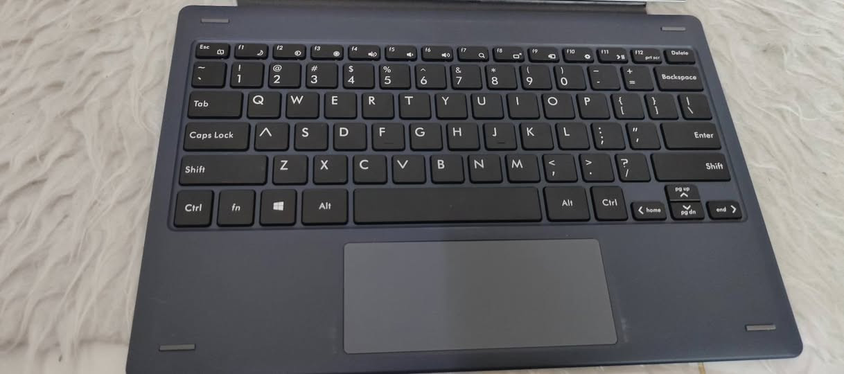 لابتوب شاشة لمس رام ٢ كيكا الهارد او الذاكرة ١٢٨ كيكا 
لمس سريع  اسم الشركة Red


**إذا كنت صاحب هذا الإعلان وتريد حذفه لأي سبب، رجاءا أرسل رسالة إلى الدعم الفني**