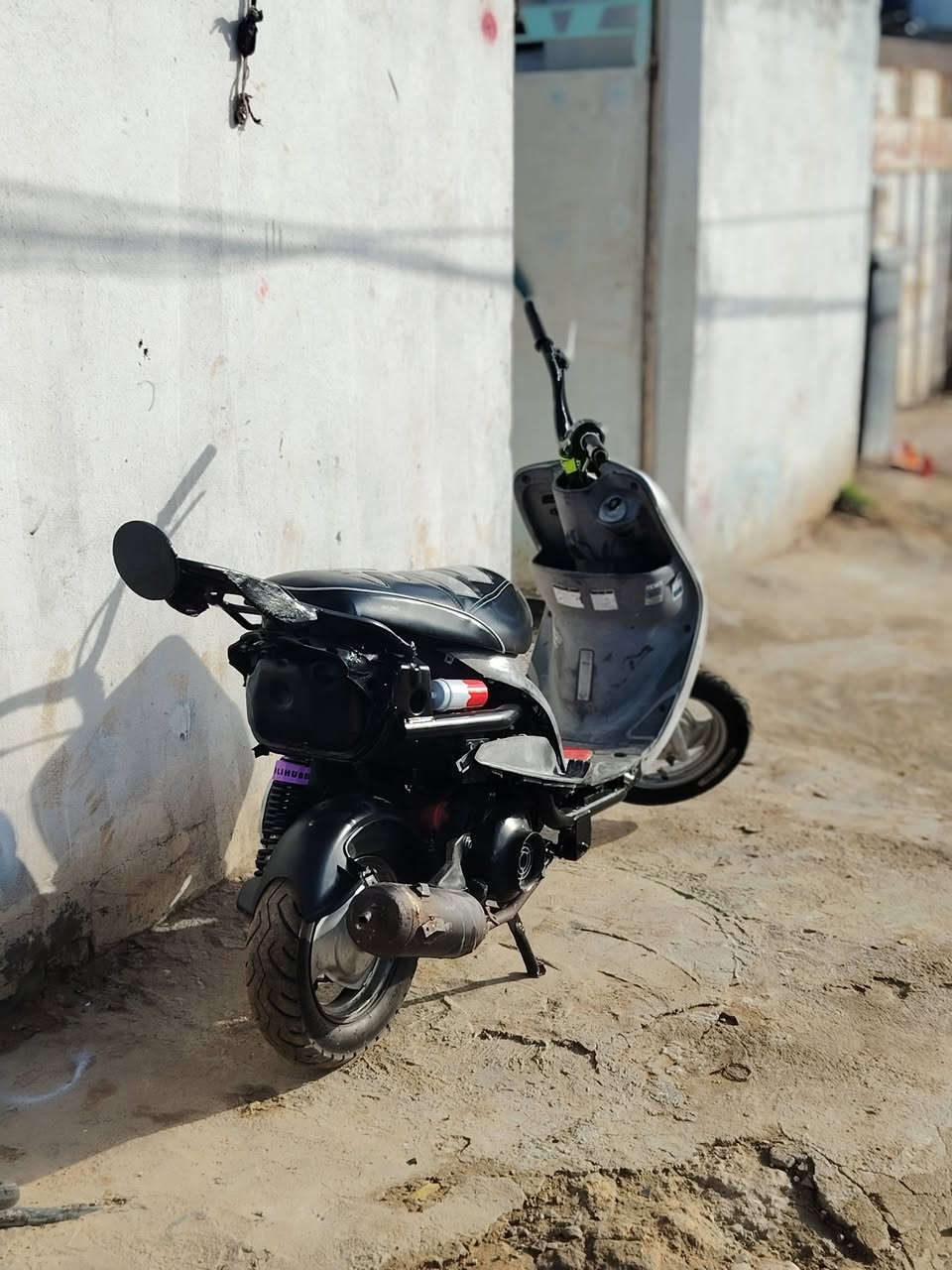 سلام عليكم دراجه ماكس منغولي تعمير جديد برغي نقص مابيهه تجفيت جديد 55 شلعه شك الكاع معدل فول فقط عوزهه دهن اكسل كلجات جدد كابريتر جديد سلف جديد سعر 450 بيه مجال جدا بسيط مكاني كوت زويريجات


**إذا كنت صاحب هذا الإعلان وتريد حذفه لأي سبب، رجاءا أرسل رسالة إلى الدعم الفني**