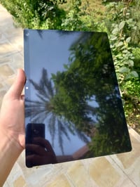 شاشة كاملة • سيرفس برو ٨ • قطع غيار