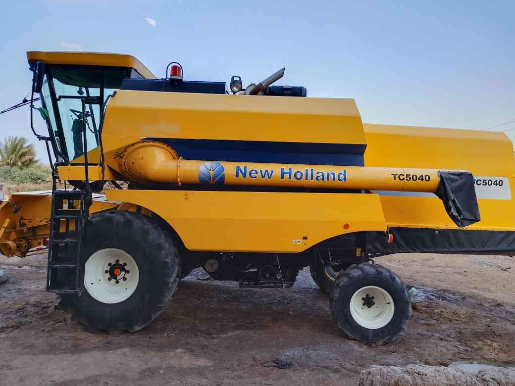 السلام عليكم حاصده للبيع موديل 2015طالعه ب 2020مسلفه راعيه ينطي وكاله مطلقه بعد اله قصد واحد وتخلص مكفوله كفاله عامه تايراة الشركه كارتون عاده 2150ساعه المكان الناصريه قضاء الاصلاح السعر والاستفسار الاتصال ع الرقم***********
