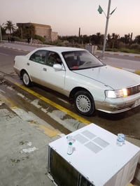 كراون بطه من فصل موديل 1994 سياره رقم أنكليزي مشروع وطني اللون لولوي م...