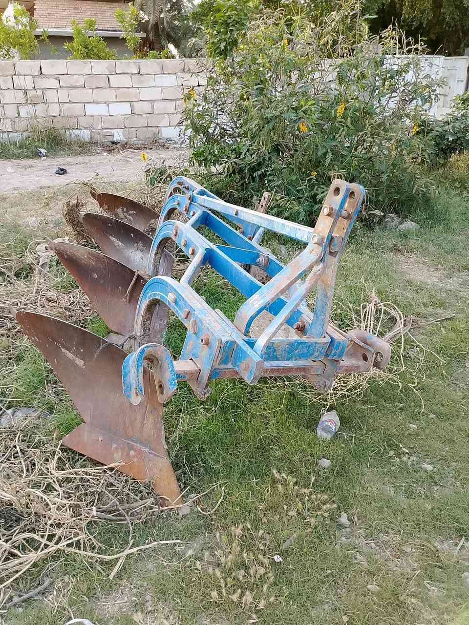 فدان رباعي 14ايدن للبيع مكفول كفاله عامه الشراي يتصل رقمي ***********رقمي ثاني‏‪0787 534 7673‬‏
