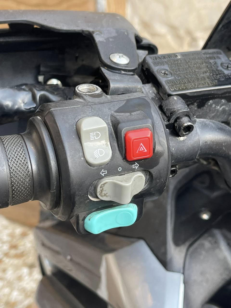 دراجة يباشي 2025
بطارية ليثيوم 30 أمبير قوية
4 سرعات
نظام R رجوع للخلف
سماعات بلوتوث + ربط اتصال
تشغيل بنظام كارت / سويتش
استخدام نظيف جداً وحالة ممتازة

سعر الجديد 1750,000
المطلوب: مليون و100 قابل للتفاوض البسيط للجادين
*********** واتساب 
 *********** اتصال 

اللي يدور دراجة عملية ومواصفات كاملة بسعر أقل من السوق — يتواصل خاص
