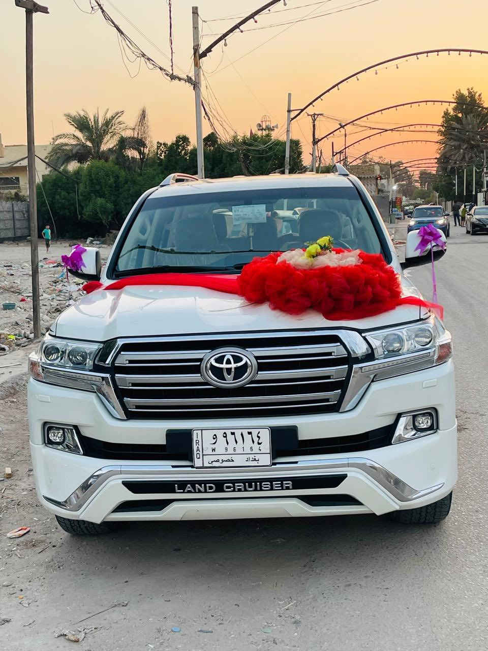 لاندكروز موديل 2017بريم فول. رقم بغداد. تحويل 6 سلندر  كفاله عامه فقط بارد باب سايق للبيع او مراوس بتاهو 
للاستفسار 
***********
