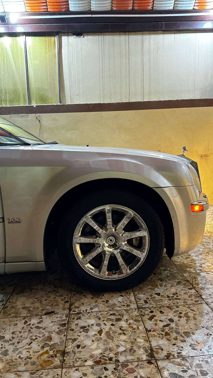 للمراوس فقط شعندك نزل
2008 جاهزه للاخير فقط الشباك مو وياهه
***********
