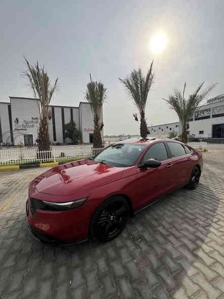 سلام عليكم ورحمة الله هوندا اكورد هايبرد موديل 2024 فول سبورت حادث بنيد مبدل نفس اللون اصلي ماشيه 16 كيلو متر رقم بغداد تحويل مباشر مكاني بغداد العامريه *********** ❤️
