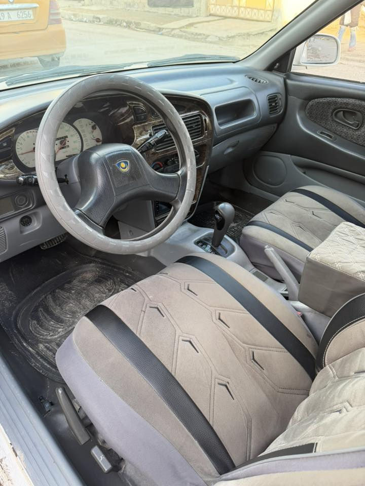 سلام عليكم 
بروتون 
موديل ٢٠٠٥
رقم نينوى بسمي 
كير توماتيك 
محرك شرط 
مكان موصل 
سعر ٦٧
***********
***********
