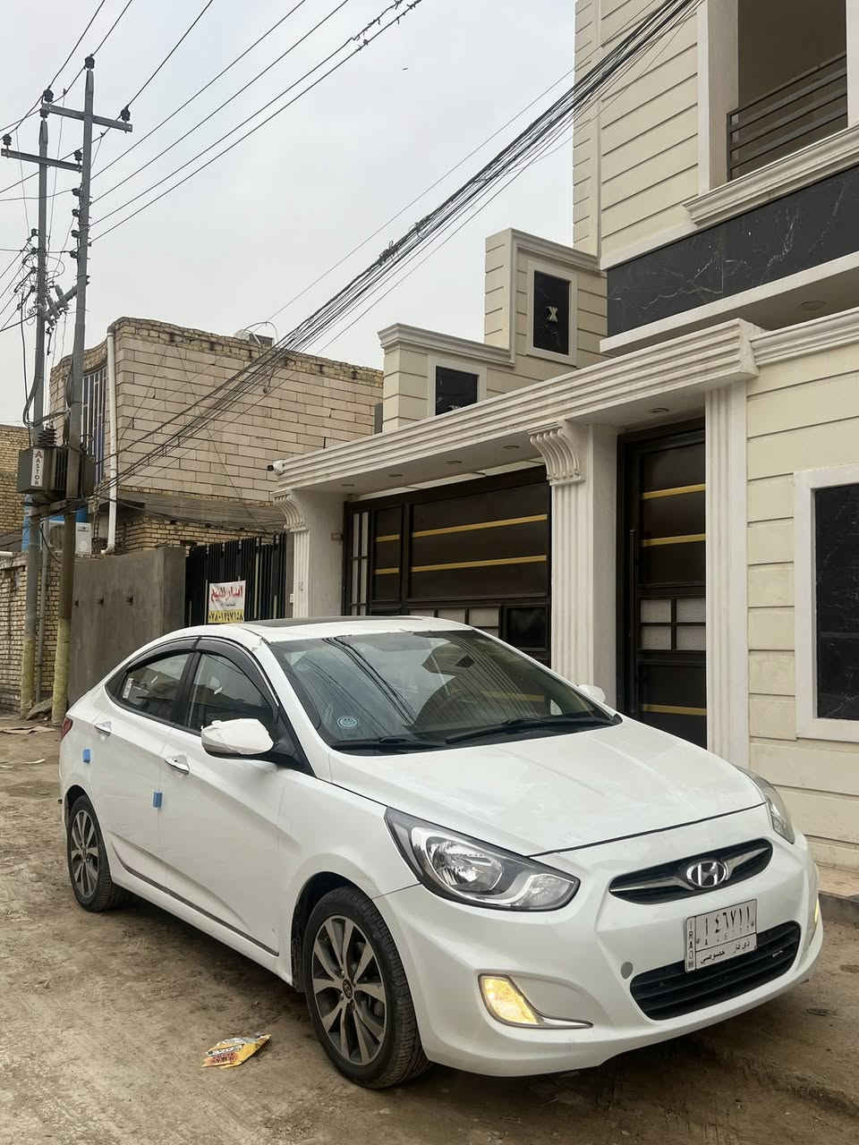 السلام عليكم
اكسنت 2015 خليجي السيارة  مكينة 1600 مامفتوح شرط

فول موصفات شاشة تحكمات ستيرن  فتحة سلايت 

ماشية 150 الف حقيقي تبريدها ثلج وتايرات جديدة

رقم ذي قار تحويل ثاني يوم 

سعرها 100 وبيها شي بسيط 

*********** مكانها بل ناصرية مركز
