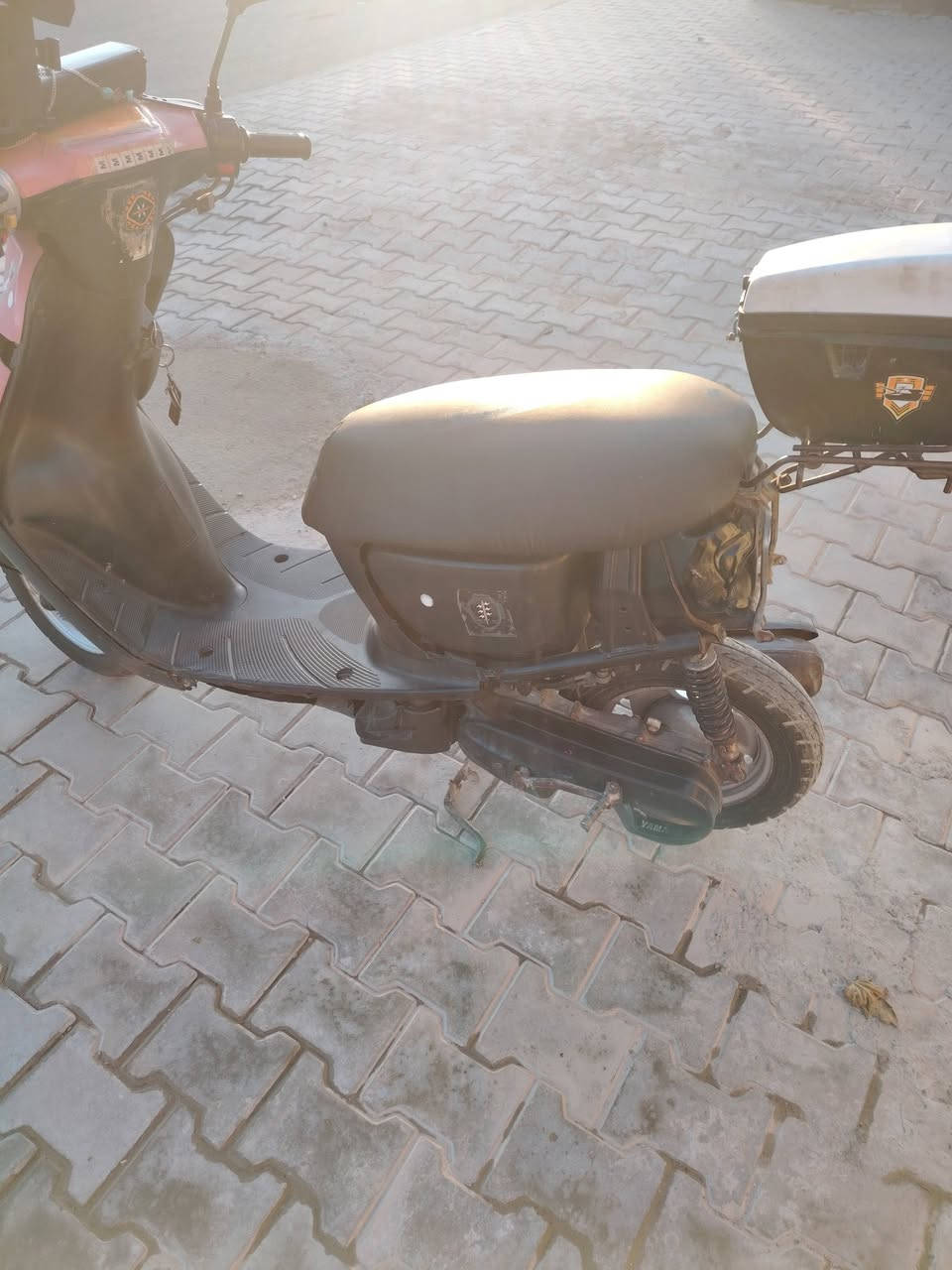 قردة نضيفه مكينه تخبل نص هندرلايت اشاير قفل جنطة شغال السعر 175 بغداد الشعب  ***********
