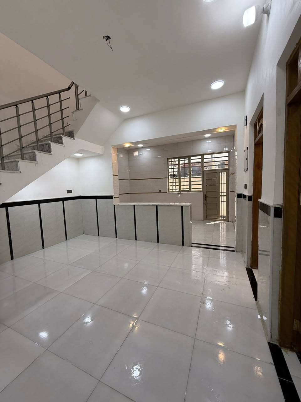 اللهم صل ع محمد وال محمد
الدار للبيع في مغربه الشيشان الثانيه المساحه 112 ونص متر ركن بناء حديث درجه اولى للاستفسار والاتصال مباشر صاحب العقار 
***********
