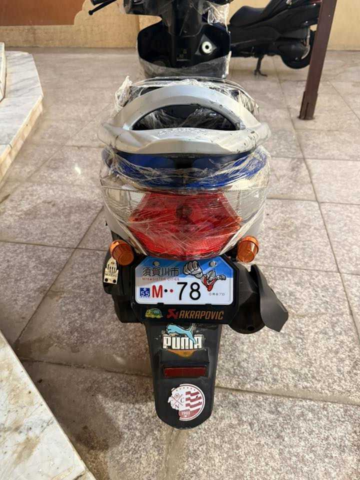 السلام عليكم كامكو V2 دراجه جديده تخبل ونضيفه سعرها 800 رقم راعيها  ‭0774 847 1007‬
