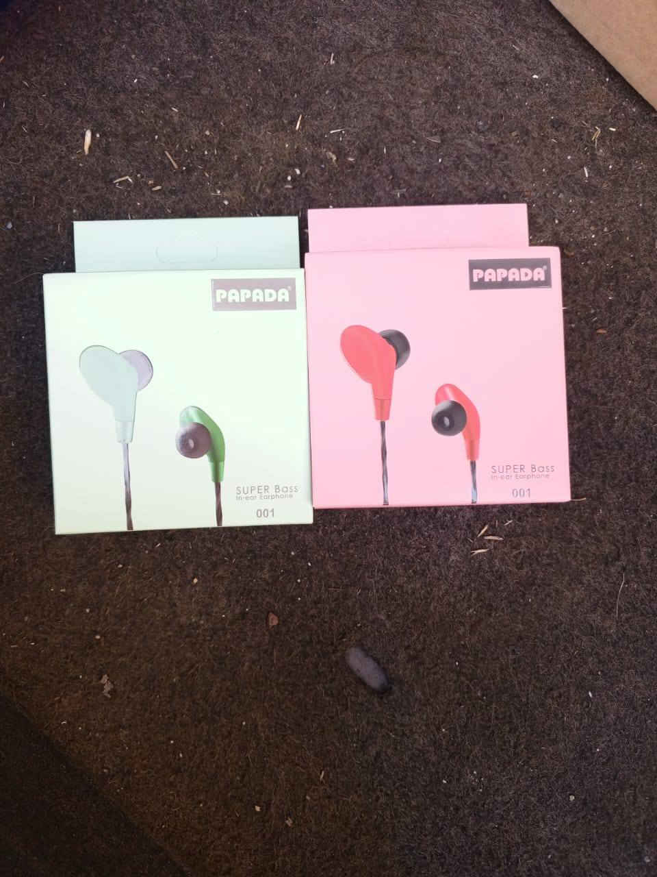 السلام عليكم ورحمه الله وبركاته شلونكم شباب وبنات اخواني الاعزاء سماعات وكيبلات وايراوكس وتايب سي سعرالقطعه5الاف ديناروسماعه رقبه10وتوصيل داخل الكره مجاني وتوصيل رصافه3الاف دينار واني خادم  الرقم***********وات ساب متواجدمكاني بغدادمنطقه الحريه
