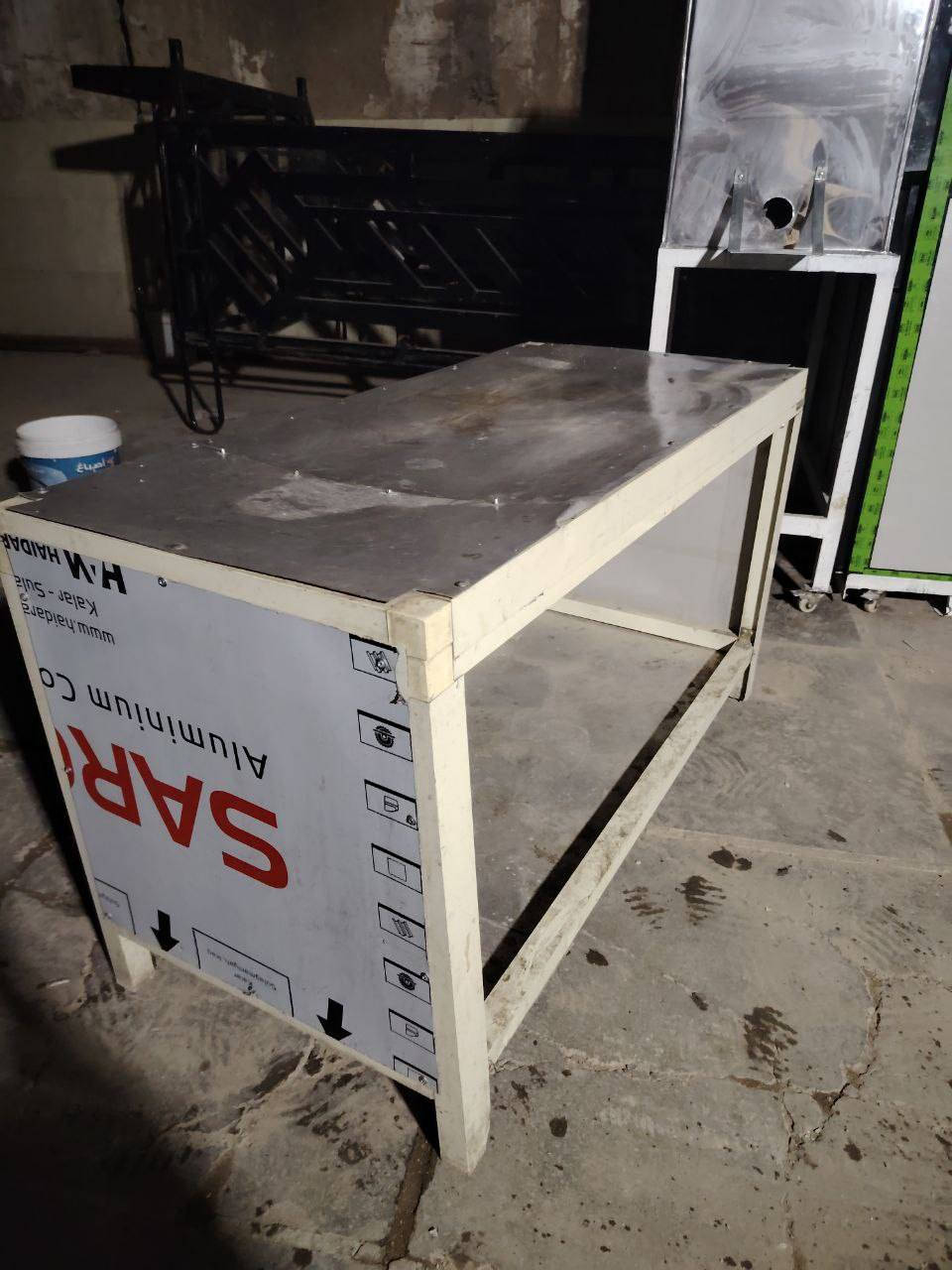 غراض مطعم كباب للبيع استخدام 4 ايام فقط بسلفان واتساب ***********
