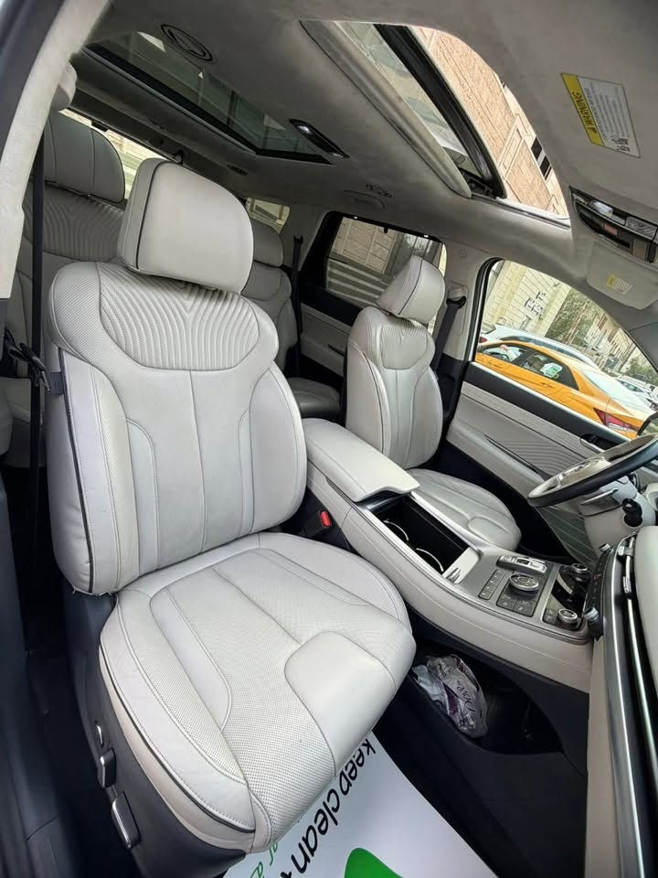 ‏Hyundai palisade  2024 Calligraphy

هونداي بلسايد كاليغرافي 

الموديل : 2024

الون : ابيض 

العداد : 30 الف ميل  قابل للزياده

رقم بغداد

حادثها طرف البنيد مصلح نفسه مصبوغ

المواصفات :-

1-شاشة عرض داتشو 

2-المحرك   v6    3.8 

3-بصمة تشغيل + بصمة ابواب +تشغيل عن بعد 

4- فتحتين سقف 

5- سماعات هارمن كاردن عدد 16

 6- رادار امامي  + خلفي  

7- حساسات امامي + خلفي 

8- كامرات  360 درجة 

9- كشنات امامي خزن ميموري 

10-كشنات كهربائي تدفئة وتبريد الاماميه والخلفيه 

11- انارة داخليه (محيطيه)  

12- بردات جانبية

13- تبريد مركزي امامي + خلفي منفصل التحكم

14- تحكم ستيرن + شفتات

15- تدفئة ستيرن 

16- مرايا هيتر  

17- صندوق كهربائي شفط 

18- وضعيات قيادة  (5)

19- ويل كب حجم  20 

20-اوتو هولد + نقطة عمياء +توقف ذاتي لتفادي الاستطام 

21- سايد بريك بصمة + مثبت سرعة

22- شحن وايرلس 

23- إشارات بالمرايا  + إشارات جانبيه

24- تحديد مسار

25- شاشة ديجتال كبيرة

26- تشغيل عن بعد .

27- دفع رباعي 

28- نظام مانع انزلاق 

29- نظام نزول منحدرات

وبعد بيها هوووواي مواصفات 

السعر 325 ورقه وبيها مجال

للاستفسار اكثر يرجى 

الاتصال بالرقم ***********
