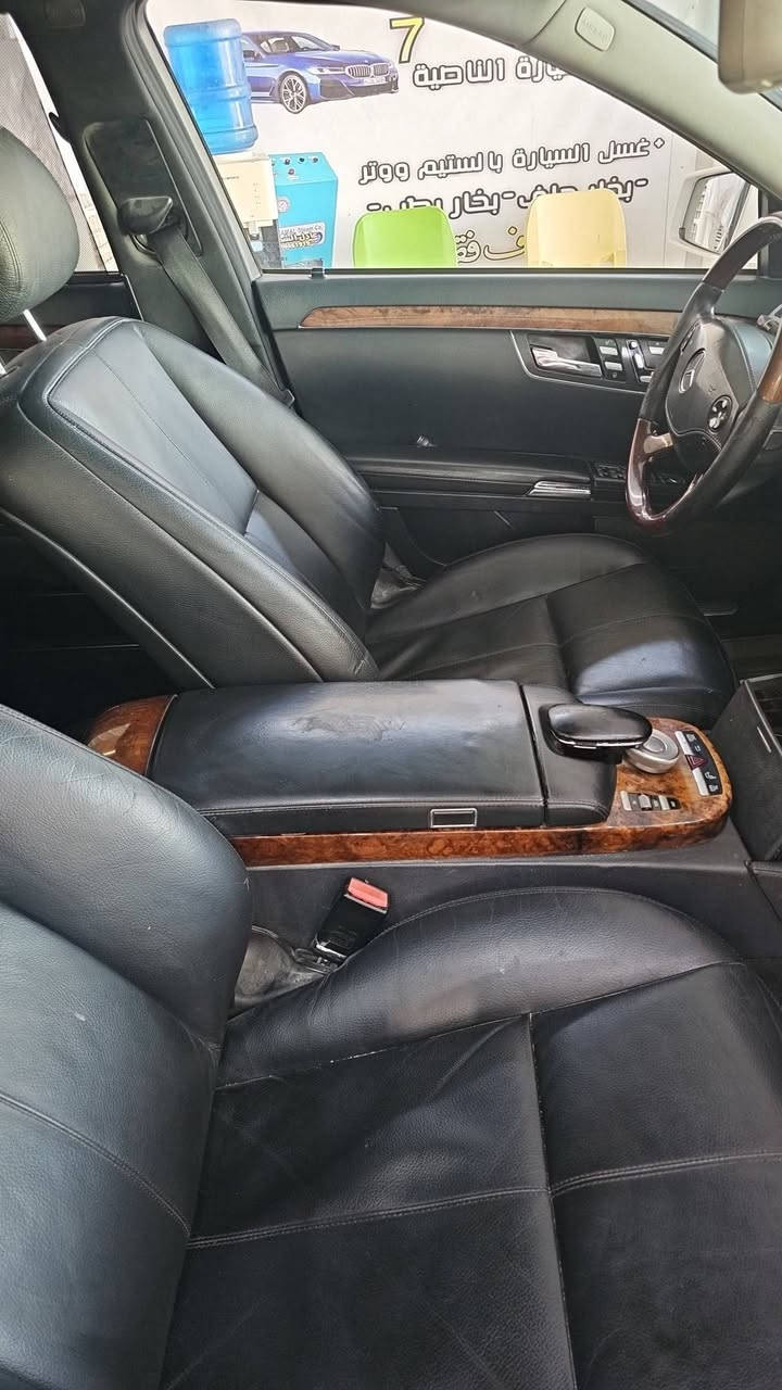 لسلام عليكم وين الكشاخه والكيافه بلاش بلاش للبيع S550 AMG
فول مواصفات موديل 2010 بردات تحكمات كشنات 

كهرباء فووووول للأخير متؤأمه طبق الاصل سنويه وارقام

يعني وين متريد براحتك سياره جديد جدآ كصة قماره السعر 44وبيهه مجال للشراي العنوان النجف اتصال***********
