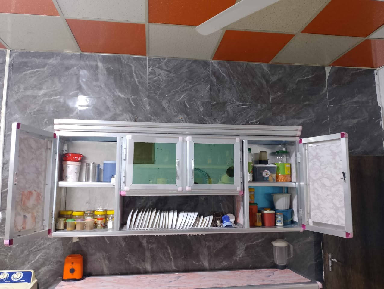 السلام عليكم عندي كاونتر قطعتين مع السنك موضح يمكم بالصور رايده ب300 وبي مجال الشراي يتواصل خاص ويدلل مكاني البصرة البصرة, العراق


**إذا كنت صاحب هذا الإعلان وتريد حذفه لأي سبب، رجاءا أرسل رسالة إلى الدعم الفني**