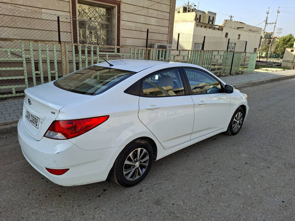 السلام عليكم
هيونداي اكسنت ٢٠١٤ خليجي
مكفوله عدا البارد قليل جاملغ امامي السايق
ماشية ١٦١ الف كيلومتر
محرك ١٦٠٠ دووش مكفول ما مفتوح برغي
رقم ميسان جديد باسمي السياره مو بياع شراي
تخم تاير جديد هسه مبدله
سياره شاشة بس نقص كاميرا مكسورة
مكان ميسان العماره
تواصل ماسنجر 

السعر ١١٣ وبي مجال قليل
السعر غالي وميعجبك الله يرزقك بالاحسن منها
ربي يوفقكم عمارة, ميسان


**إذا كنت صاحب هذا الإعلان وتريد حذفه لأي سبب، رجاءا أرسل رسالة إلى الدعم الفني**