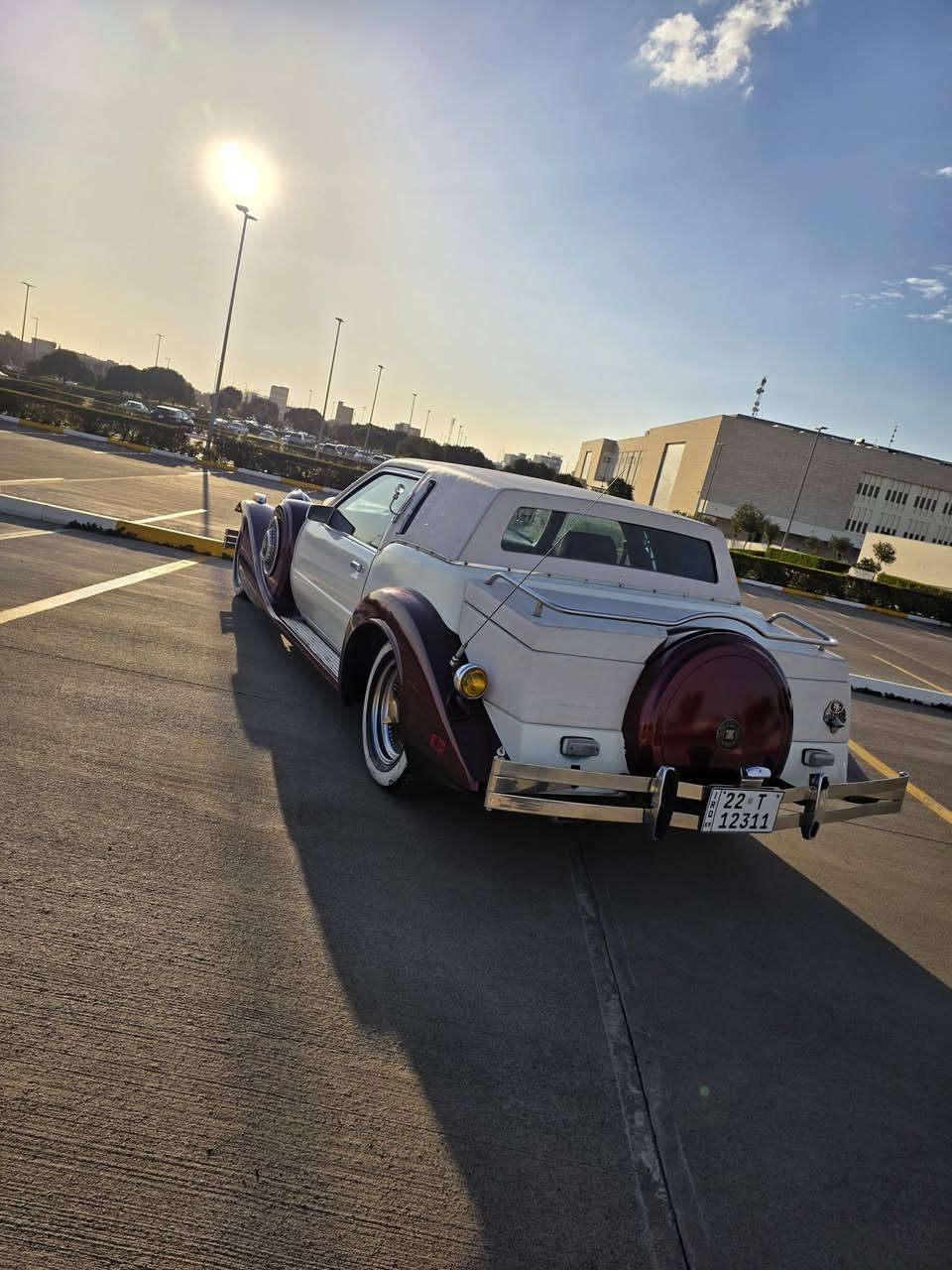 Zimmer golden سيارة فول أناقة 
موديل ١٩٨٢ دخولية جديد رقم اربيل اصولي 
سيارة فول موصفات كشانت كهرباء جام كهرباء تبريد ماشية ٥٥ الف كم مكان سيارة
 سعر سيارة( 255)$ دفترين و خمسة و خمسين وةرقة 
***********
