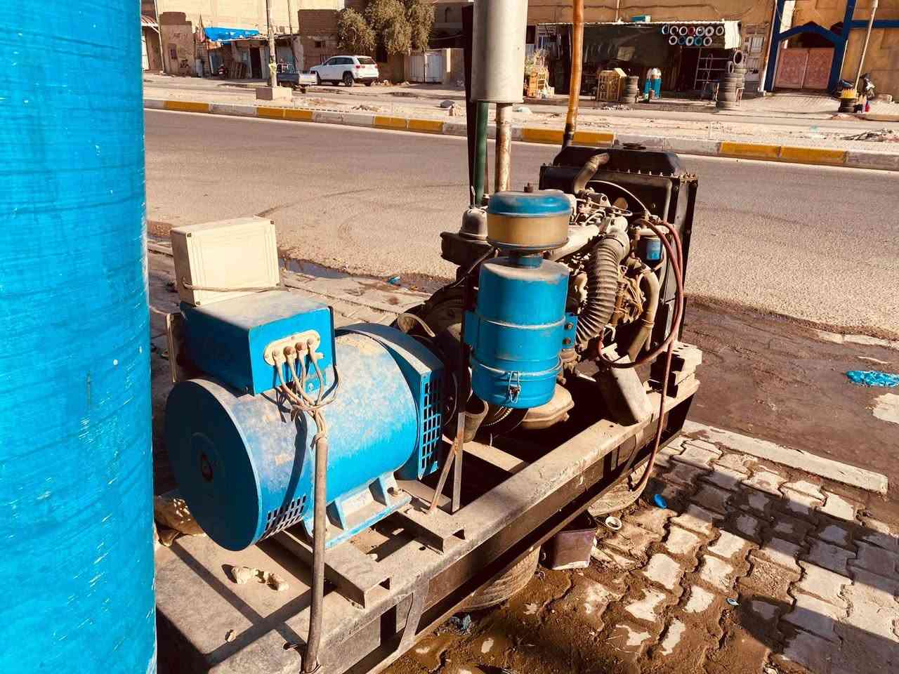 ٣٠ ك محرك حاويه دايو شرط الحمل السعر ١٨ ورقه ***********
