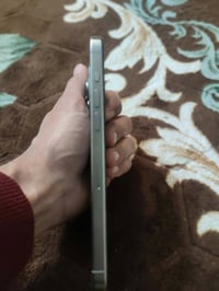 ايفون 15برو ماكس ذاكره 256شخط مابي بطاريه 87ملحقاته مابي ملحقات فقط كڤ...