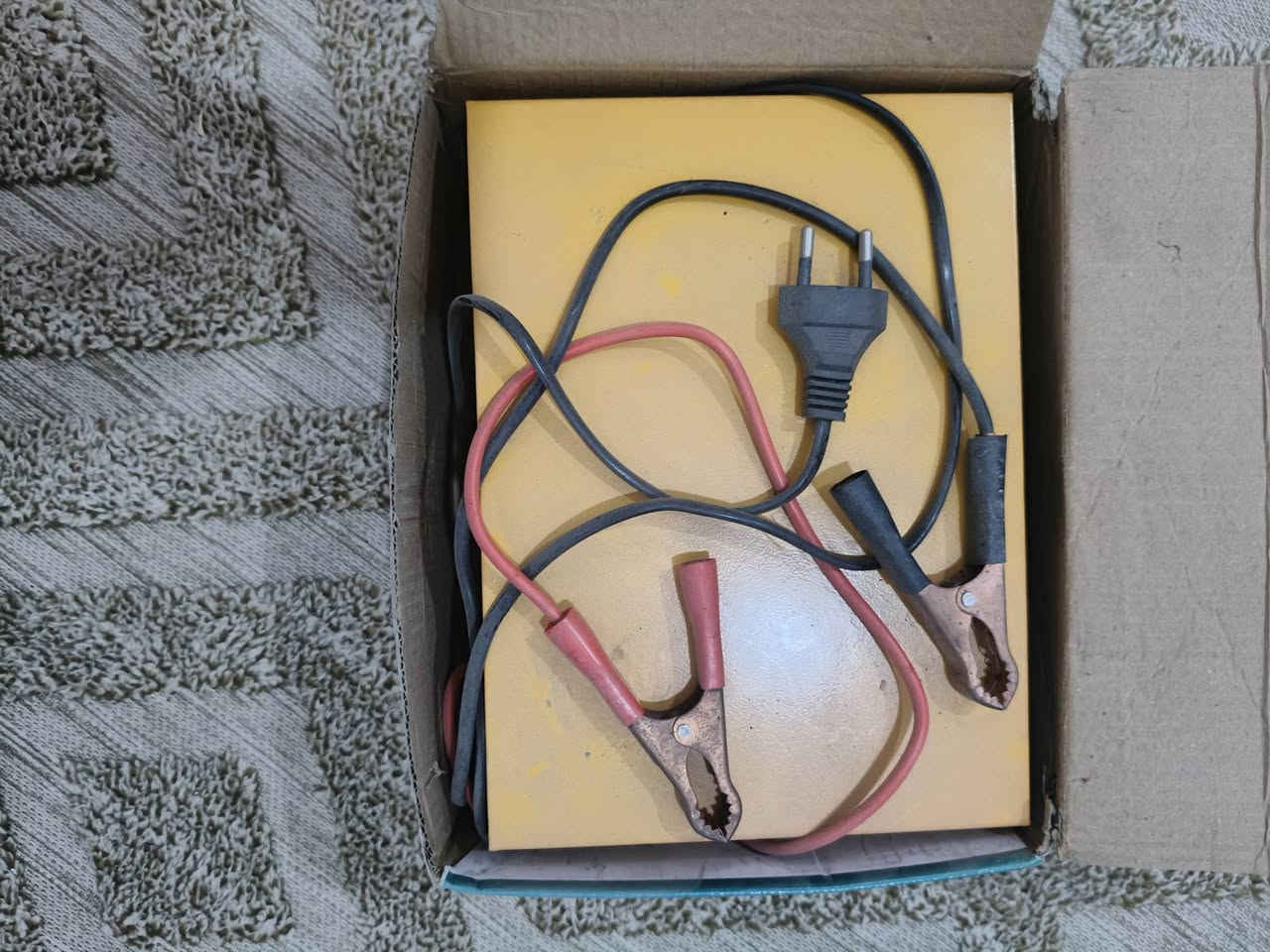 شاحنة باتري للبيع جديدة
السعر 20 الف.  ***********
