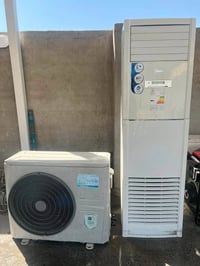 للبيع سبلت نوع ميديا  حجم 2 طن  السعر 550 الف  07700040021