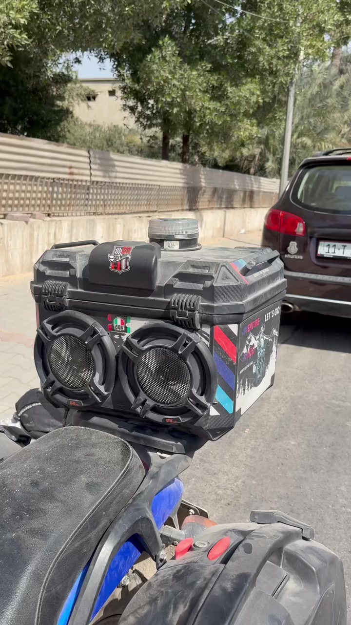 جنطة جي اس ودمام P9اصلي نقصة بس كارت مكان بغداد اعظمية سعر70تواصل***********
