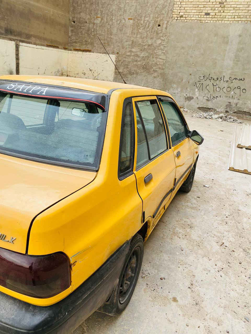 السلام عليكم سايبة للبيع موديل 2012 سيارة خير من الله كير ومحرك تبريد شغال كشر نضيف شوفت عينكم بيهة ملاحضات بسيطة شرط التحويل رقم بغداد انكليزي هيئة وغرامات صافي السعر ٢٤ وبيهة مجال حك الجية ***********
