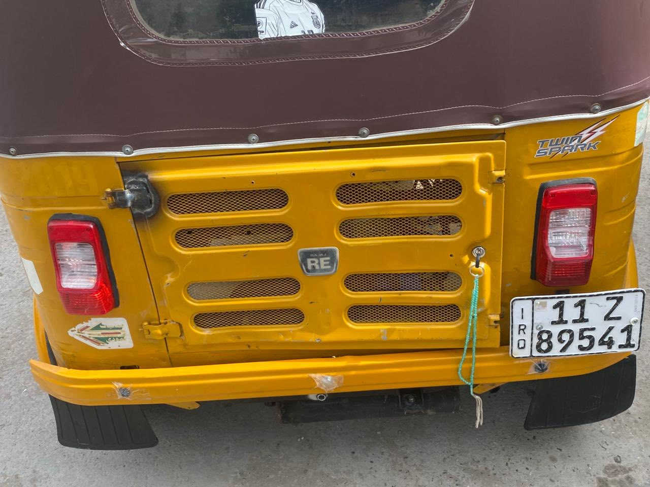 سلام عليكم تكتك 🛺 البيع 2019
راقم بغداد محرك لا تنقيص ولا تبخير
كشره حلو ونضيف مكاني بابل المسيب 
الاستفسار عل راقم ***********
